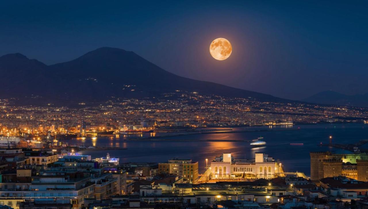 Home Sweet Home Inizio Di Spacca Napoli Exterior foto